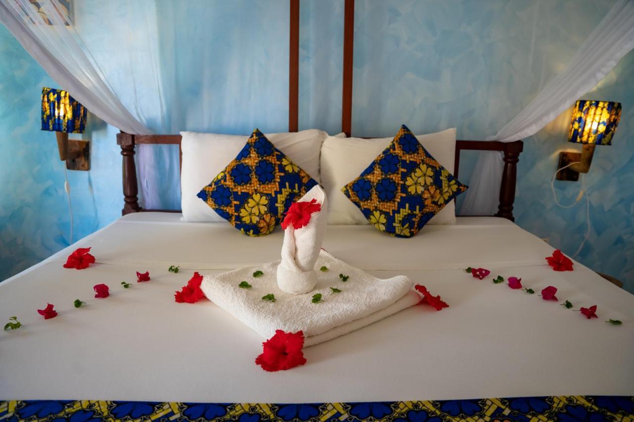 Mawimbi Bungalows Nungwi Ngoại thất bức ảnh